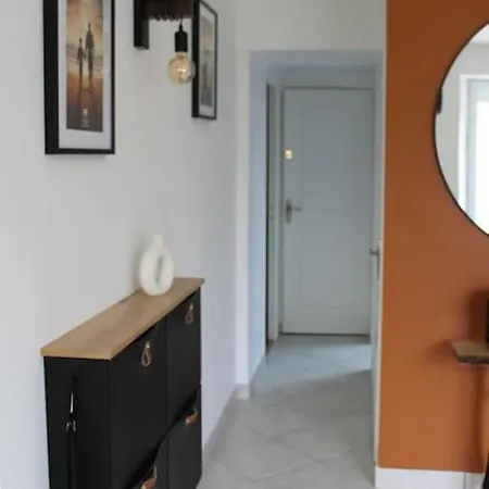 Maison Jardin Proximite Bayeux, Arromanches Holiday home *